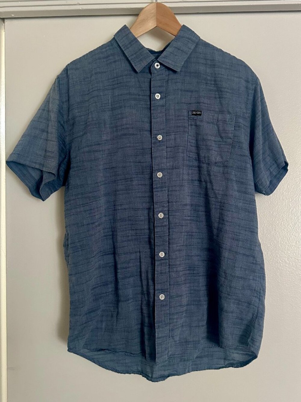 Zoo York Denim Print Button Up Shirt Men’s Large Short Sleeve Streetwear
